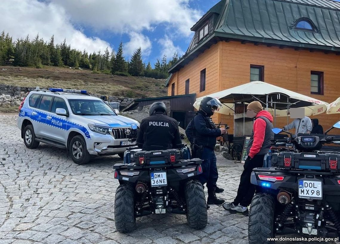 Powiedział, że chce ze sobą skończyć. Znaleźli go w górskim schronisku kilkaset kilometrów od domu Powiedział, że chce ze sobą skończyć. Znaleźli go w górskim schronisku kilkaset kilometrów od domu