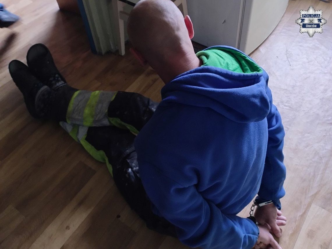 Pracownica piekarni wraz z kolegą upozorowała włamanie. Zniszczyli zamek i ukradli pieniądze