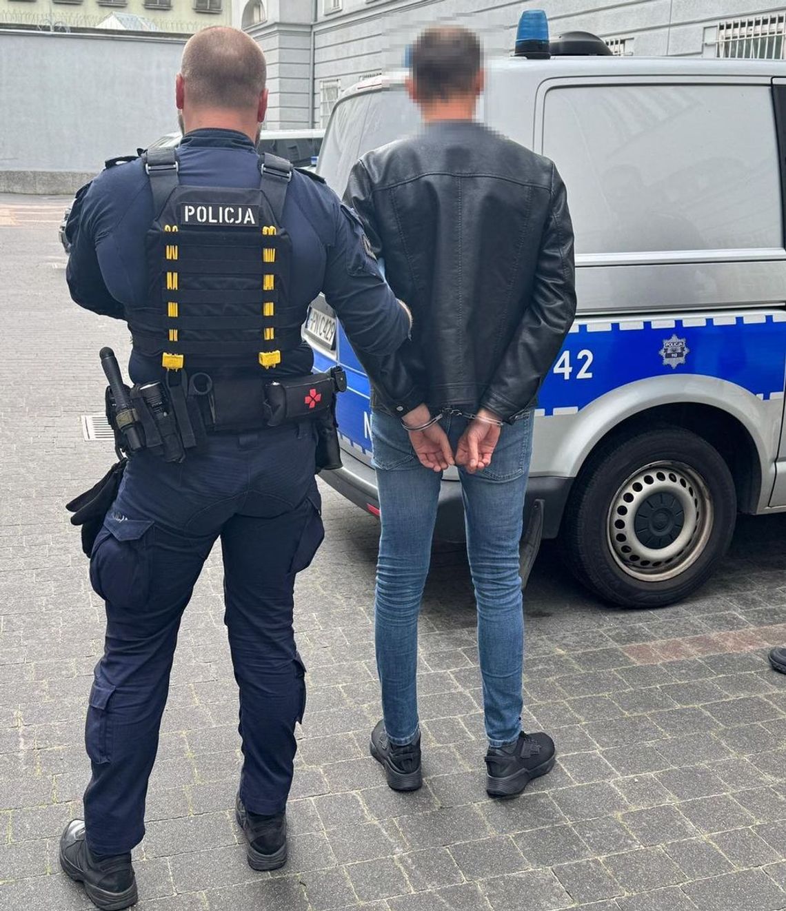 Pracownik supermarketu robił przekręty na kasie samoobsługowej. W krótkim czasie zebrał 114 zarzutów