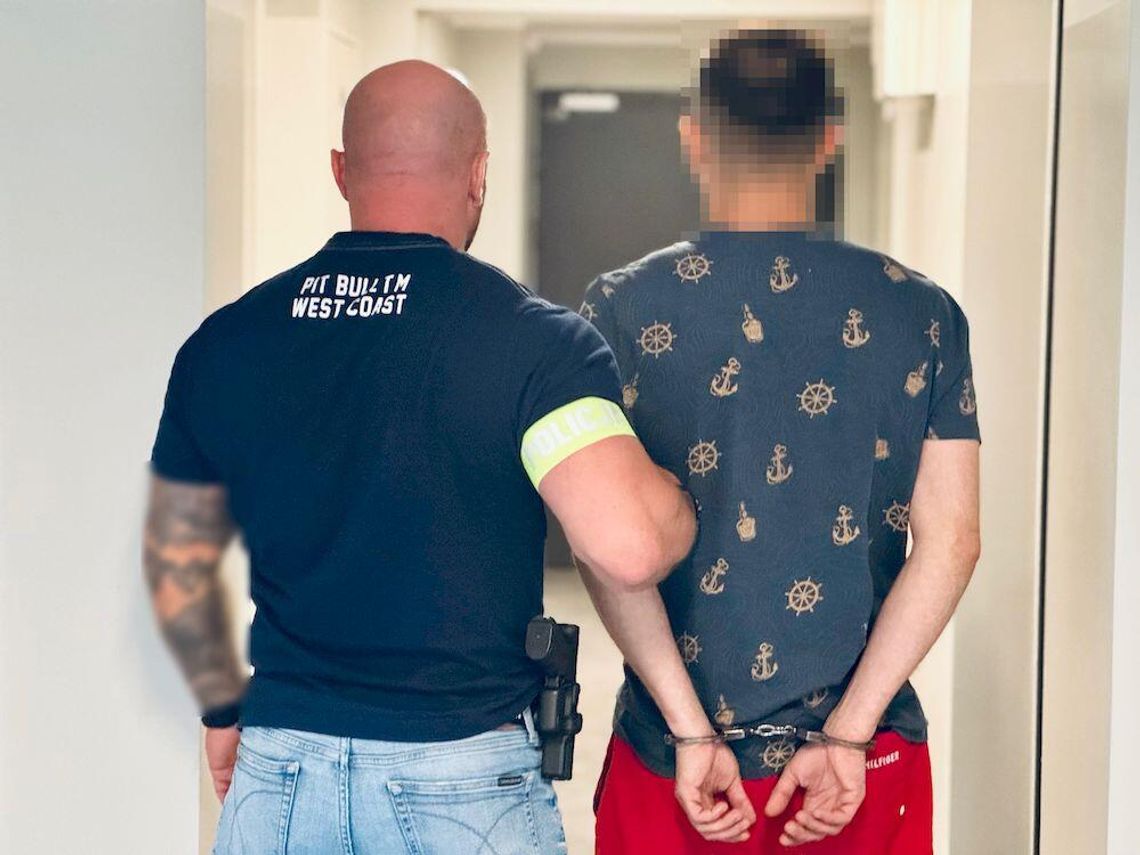 Pracownik wyniósł z firmy sprzęt warty 25 tysięcy. Odwiedziła go policja i znalazła też pół kilo marihuany