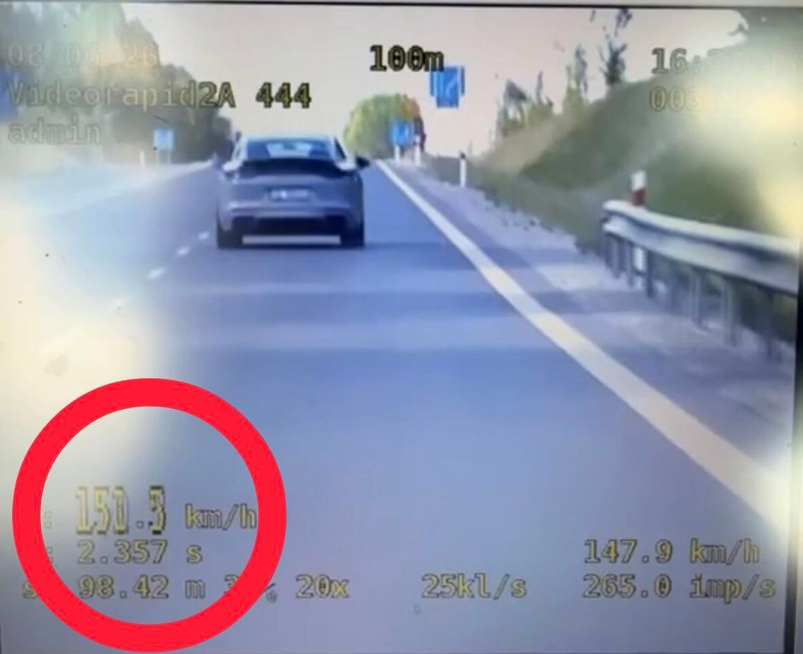 Prawie 150 na krajówce. Kierowca Porsche dostał podwójny mandat Prawie 150 na krajówce. Kierowca Porsche dostał podwójny mandat