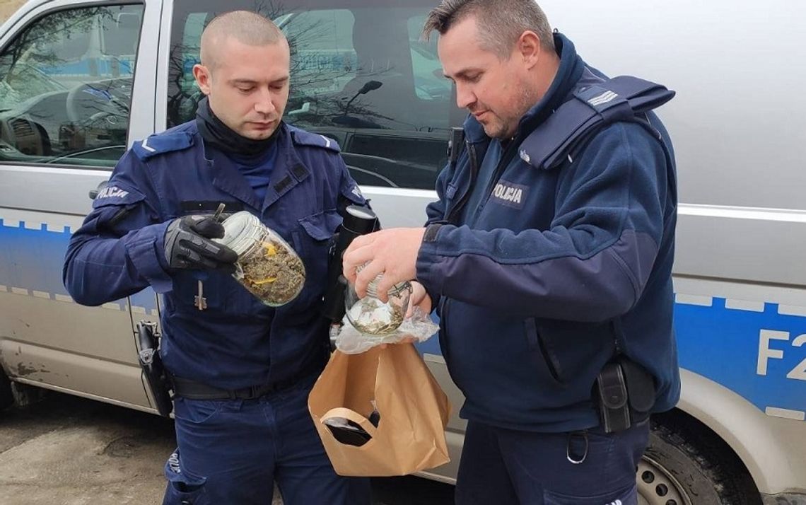 Przechodzień zobaczył łuskę obok auta i wezwał policję. To był początek końca pewnego dilera