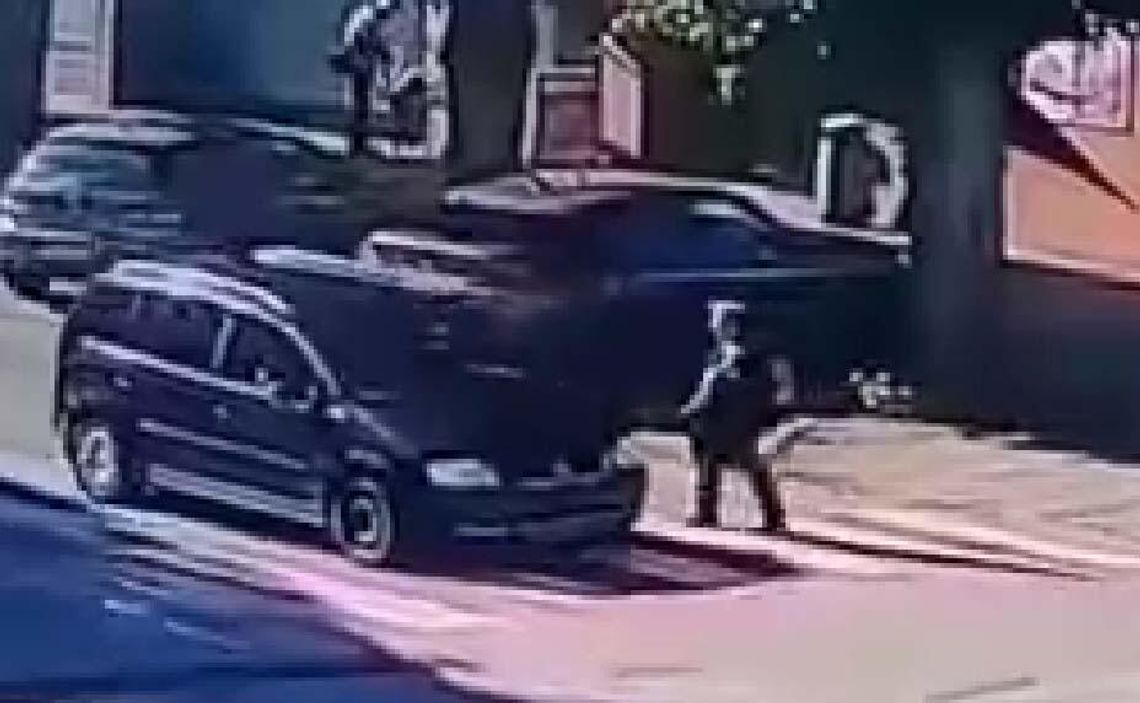 Przejechała obok pieszego na pasach. Kobieta ukarana przez policję