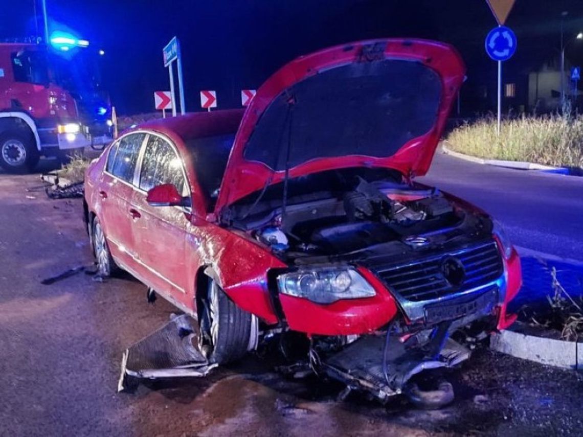 Przeleciał passatem przez środek budowanego ronda. Prawo jazdy miał od dwóch miesięcy