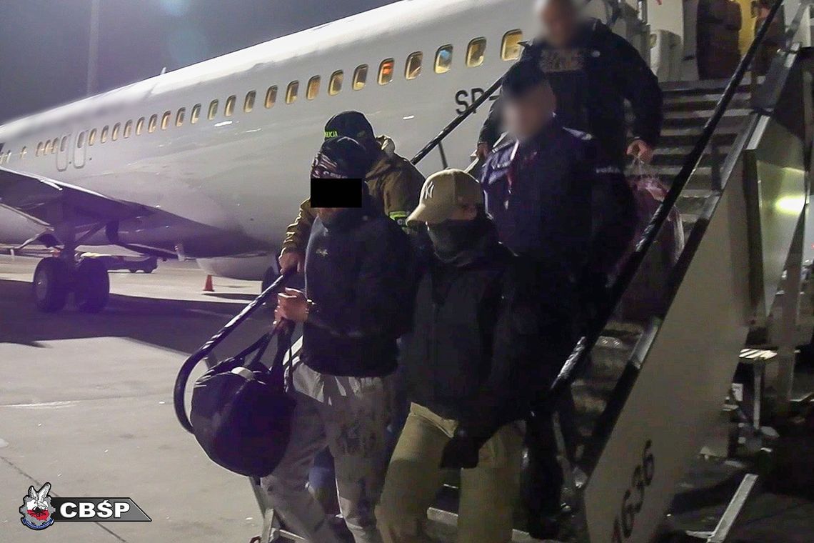 Przemycili 700 kg marihuany i inne narkotyki. Michał J. "Smok" i jego gang usłyszeli zarzuty