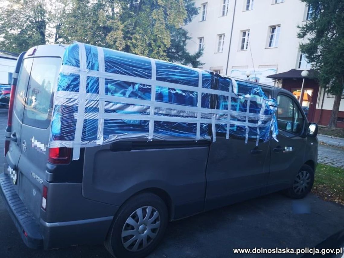 Przemytnik wpadł w zasadzkę na autostradzie. Wiózł cztery różne narkotyki