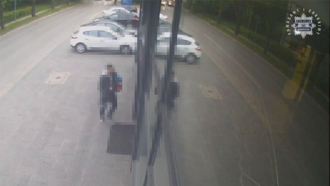 Przerażony ojciec wbiegł z nieprzytomnym dzieckiem na komendę. Policjanci ruszyli na pomoc