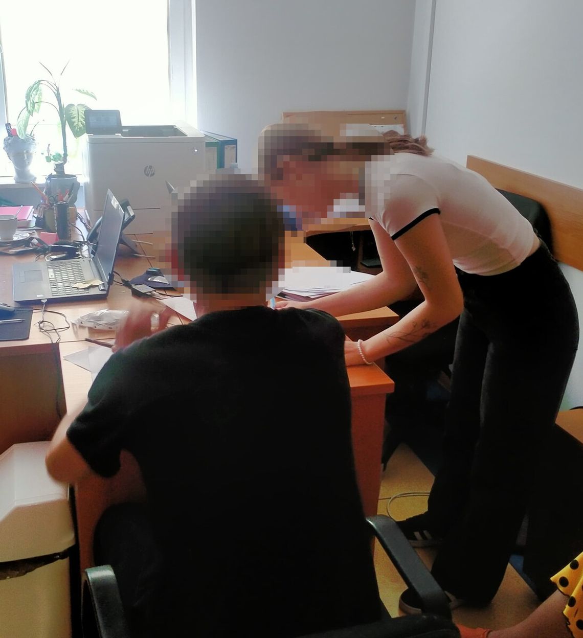 Przez rok kradł krewetki, łososia i czekoladki. W końcu wpadł, policja wnioskuje o deportację Przez rok kradł krewetki, łososia i czekoladki. W końcu wpadł, policja wnioskuje o deportację