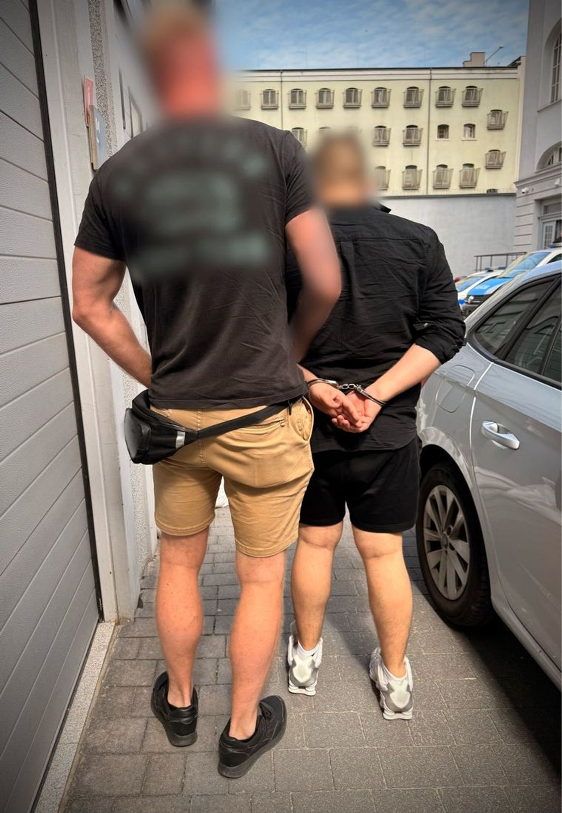 Przyszedł po 30 tysięcy złotych od seniora. Policjanci czekali na niego w mieszkaniu