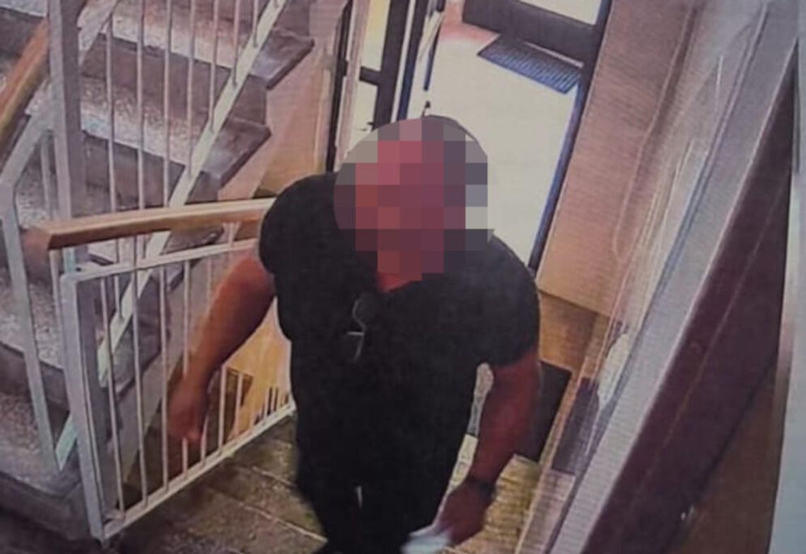 Pukał do drzwi i zbierał pieniądze na remonty. Zatrzymany oszust podający się za administratora