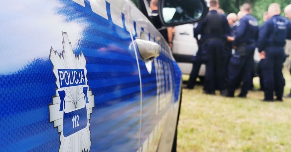 Ratownicy i policja wezwani do zawału. Okazało się, że pijany mężczyzna szukał darmowej podwózki