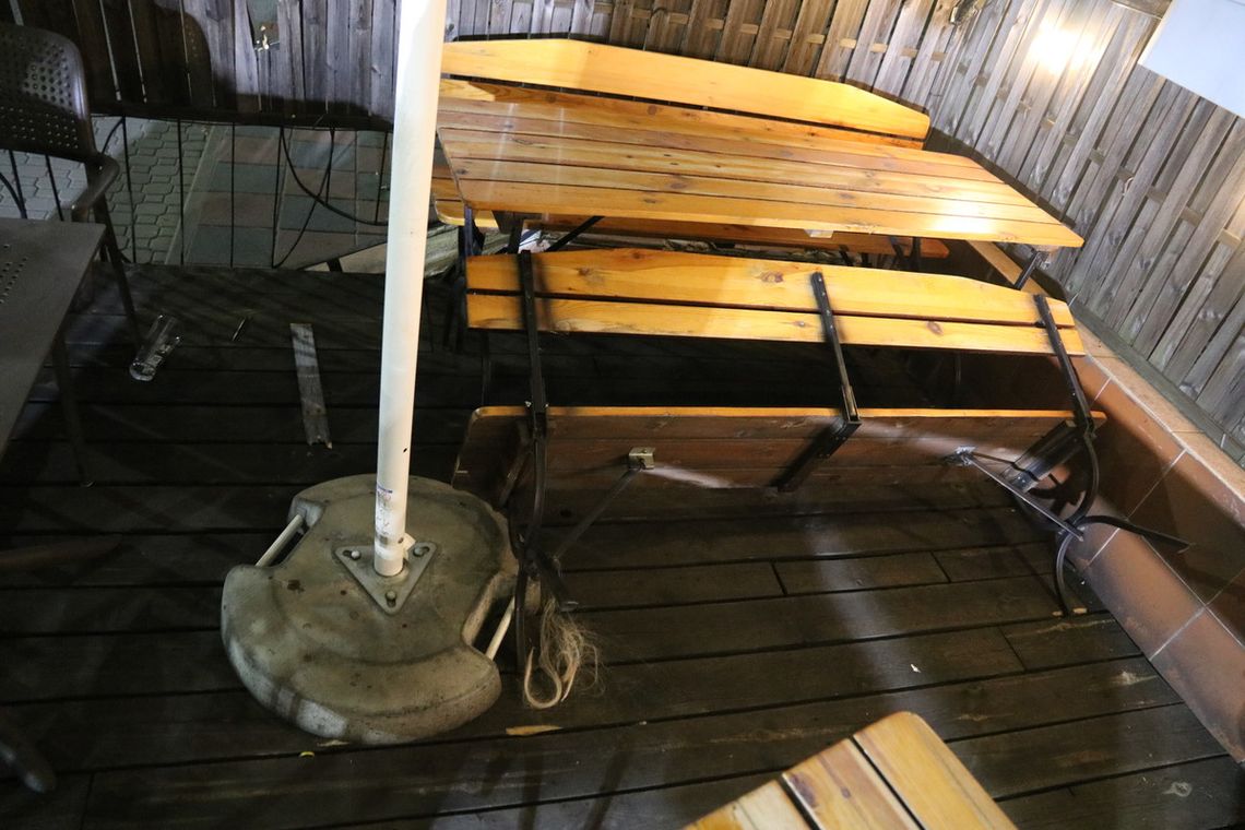 Razem z nową kobietą napadł swoją byłą dziewczynę. Kopali ją po całym ciele