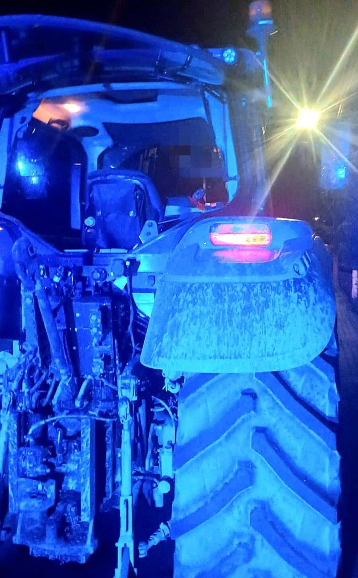 Rolnik może stracić ciągnik warty 350 tysięcy. To kara za jazdę po pijaku. Miał ponad 3 promile