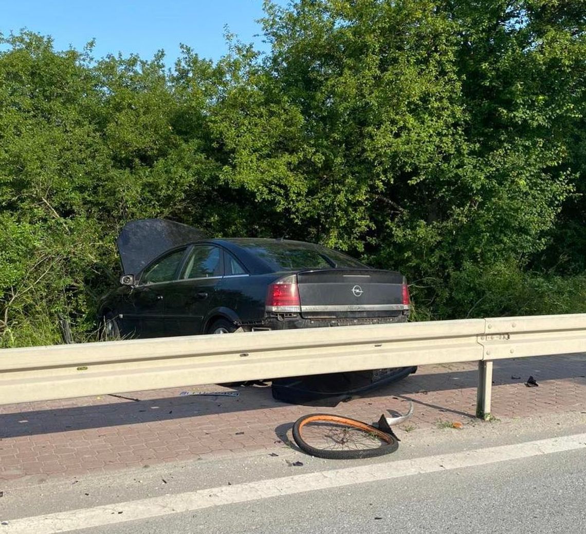 Rowerzysta śmiertelnie potrącony na pasach. Kierowca osobówki wyprzedzał inne auto Rowerzysta śmiertelnie potrącony na pasach. Kierowca osobówki wyprzedzał inne auto