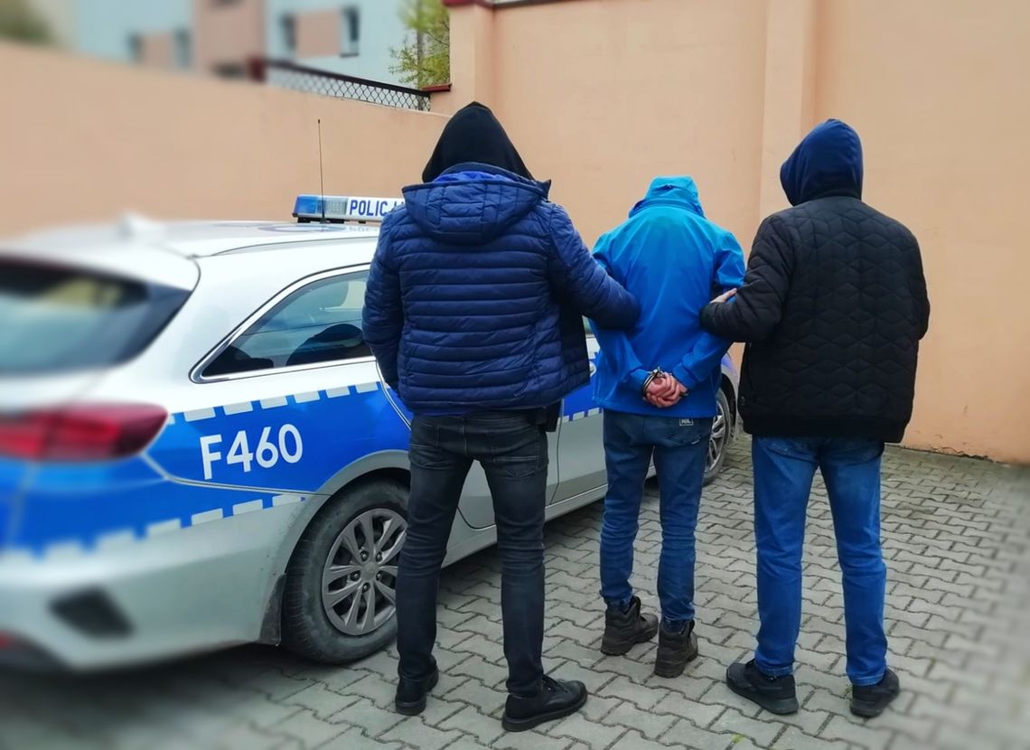 Rozbita szajka dilerów. W ciągu jednego dnia policjanci przeszukali blisko 30 miejsc [WIDEO]