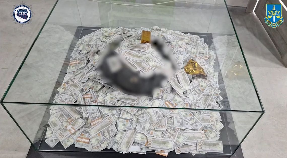 Rozbito międzynarodową mafię od FOREX. Ludzie stracili 80 milionów, cyberpolicja zajęła helikopter Rozbito międzynarodową mafię od FOREX. Ludzie stracili 80 milionów, cyberpolicja zajęła helikopter