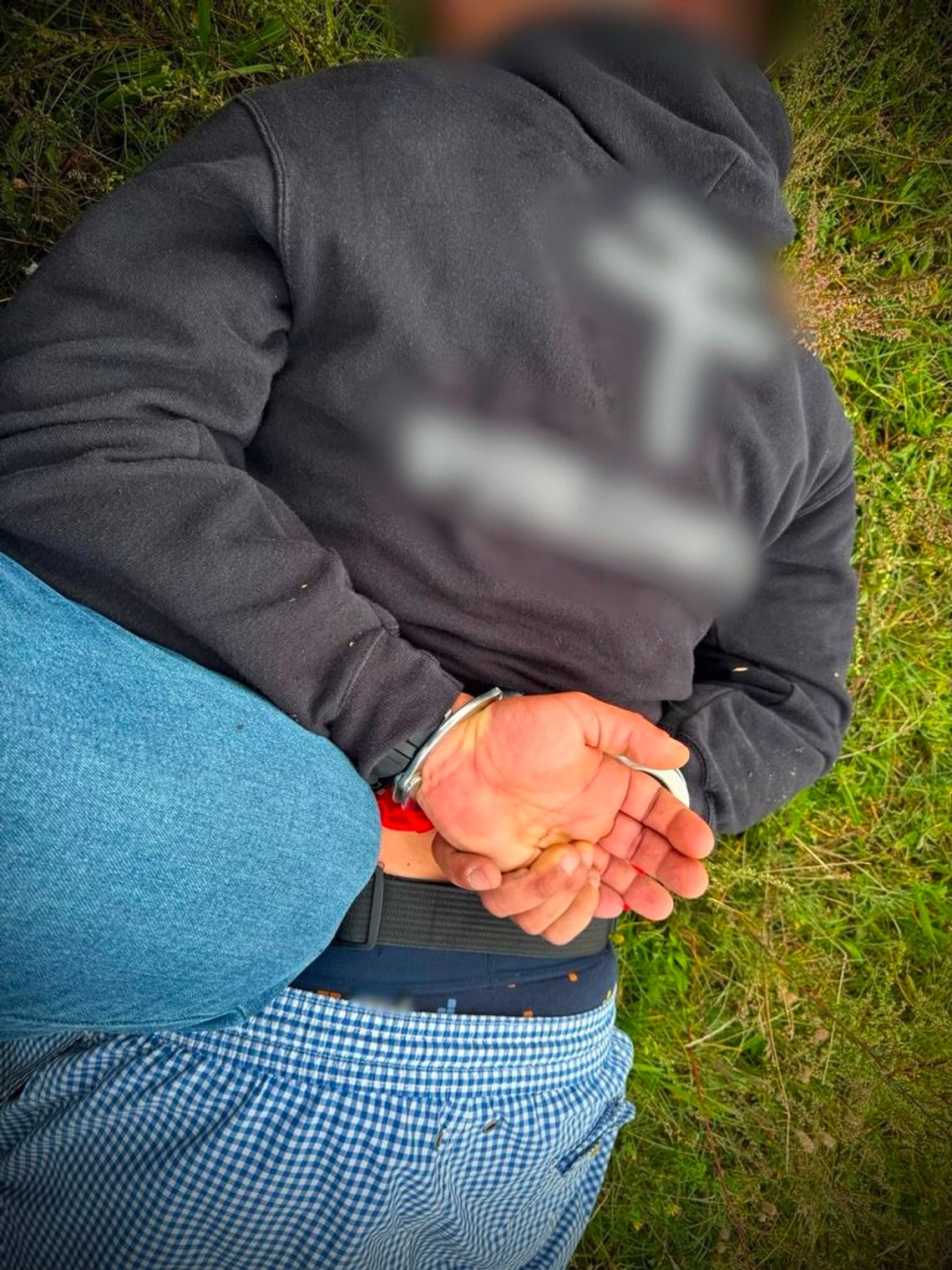 Rozebrał manekina i uciekł z ubraniami. Potem zaatakował właściciela butiku Rozebrał manekina i uciekł z ubraniami. Potem zaatakował właściciela butiku