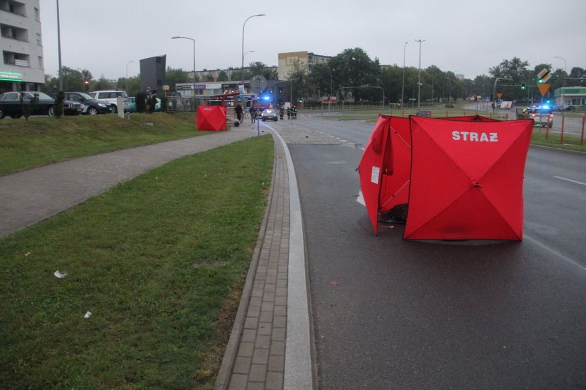 Rozjechał dwie osoby czekające na przystanku i zbiegł z miejsca