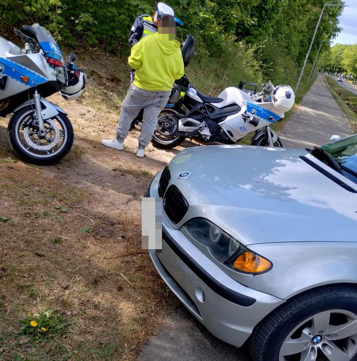 Rozpędziła BMW poza obszarem zabudowanym. 23-latka straciła prawo jazdy przez nowe przepisy Rozpędziła BMW poza obszarem zabudowanym. 23-latka straciła prawo jazdy przez nowe przepisy