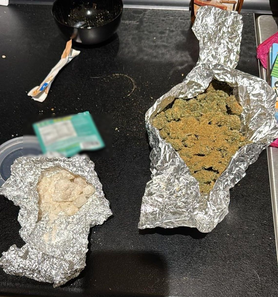 Rozpracowywali dilerów przez pięć miesięcy. W końcu ruszyli na polowanie i zatrzymali siedem osób Rozpracowywali dilerów przez pięć miesięcy. W końcu ruszyli na polowanie i zatrzymali siedem osób