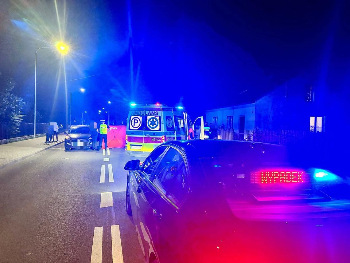 Samochód osobowy przejechał po 32-latku leżącym na jezdni. Mężczyzna nie przeżył wypadku