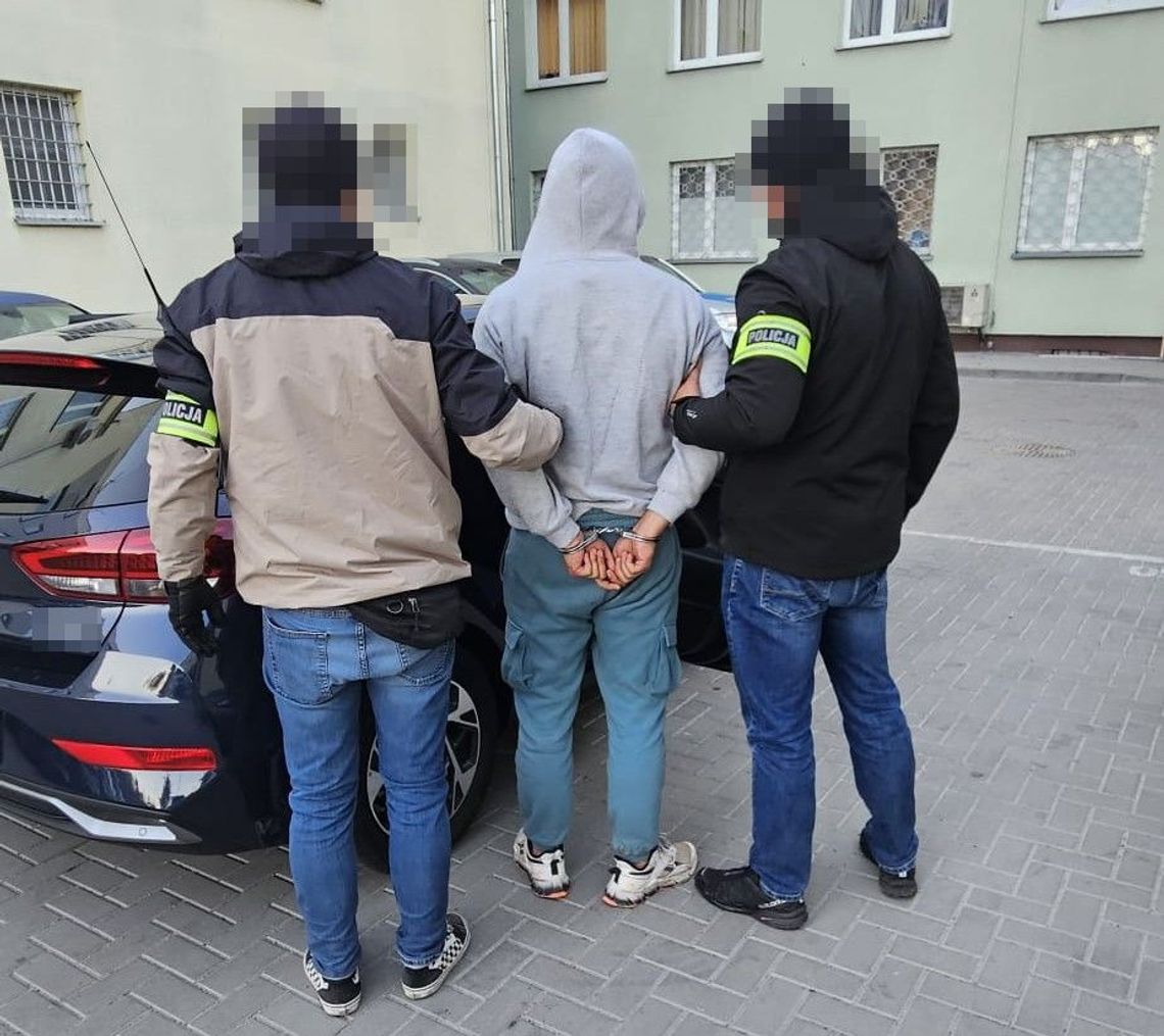 Ścigany 4 listami gończymi 22-latek ukrywał się przez kilka miesięcy. Znaleźli go w wynajętym domu