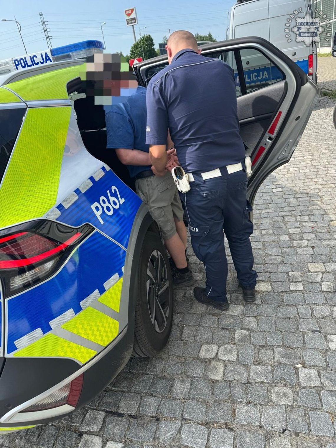 Ścigany czerwoną notą Interpolu wpadł podczas kontroli drogowej. Czeka go 20 lat więzienia