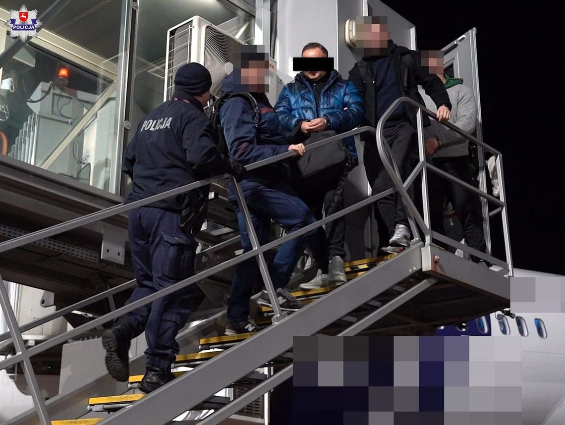 Ścigany za udział w gangu 42-latek zatrzymany w Holandii. Wytropili go policyjni "łowcy głów"