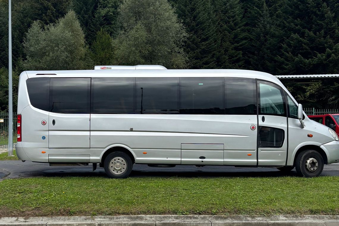 Skradziony autobus i rowery nie wyjechały do Ukrainy. Strażnicy zatrzymali dwóch mężczyzn