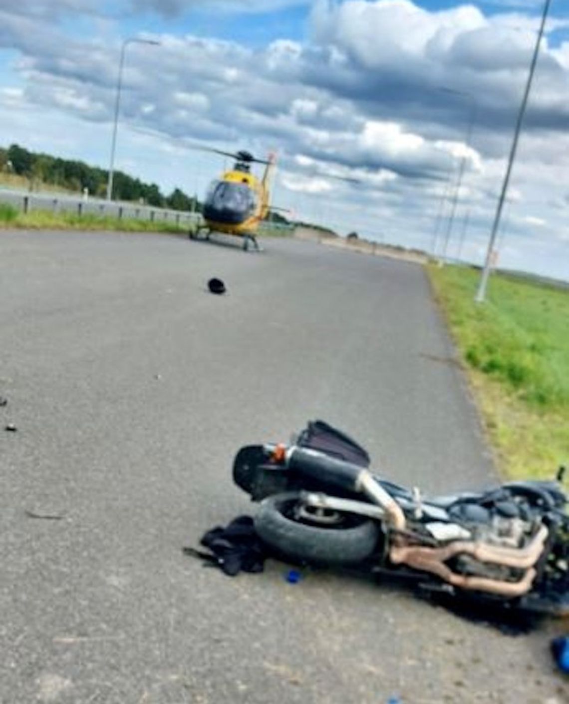 Śmiertelny wypadek motocyklisty na drodze ekspresowej. 52-latek miał cofnięte uprawnienia Śmiertelny wypadek motocyklisty na drodze ekspresowej. 52-latek miał cofnięte uprawnienia
