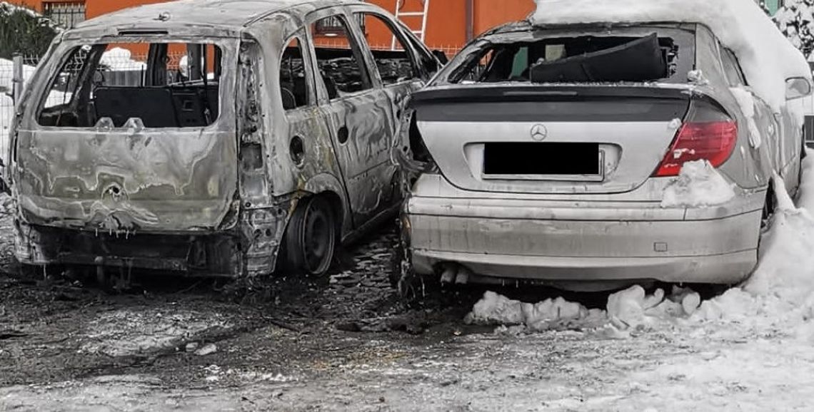 Spalił auto sąsiada, bo wkurzył się, że ten za szybko jeździ po śniegu