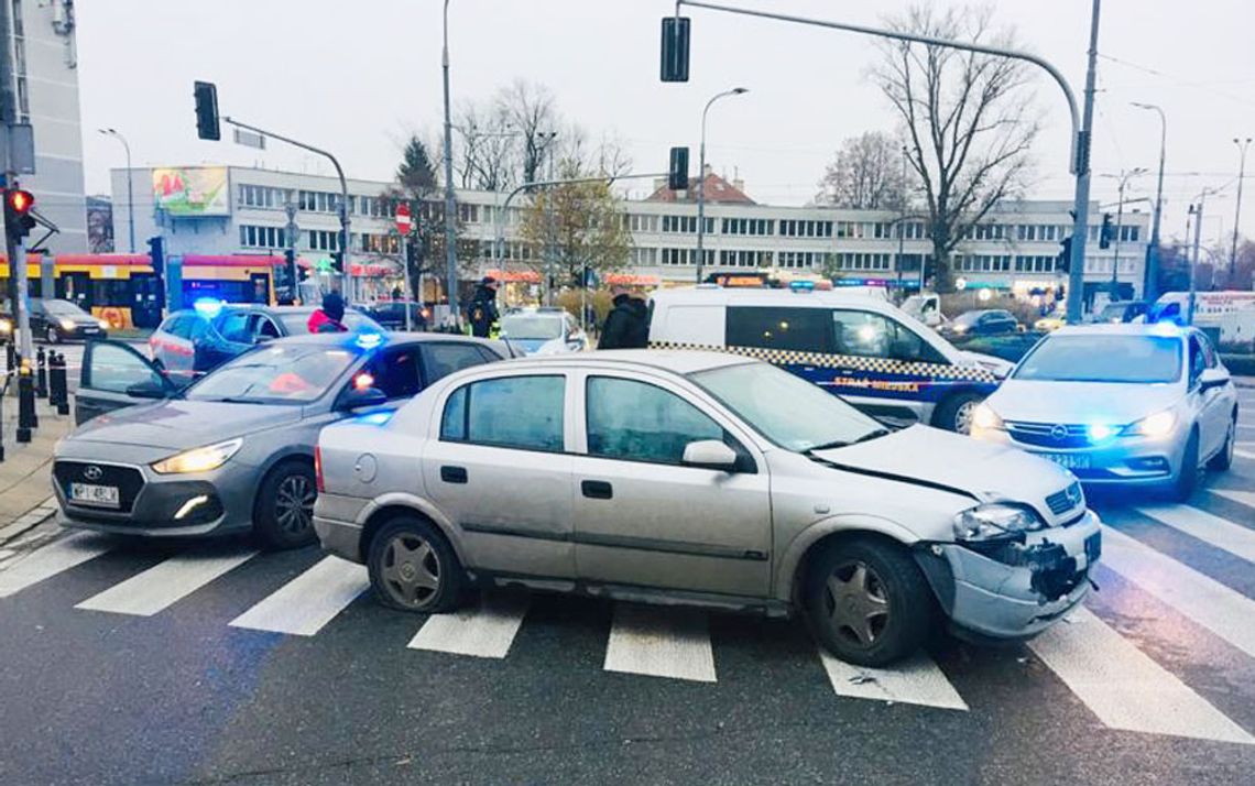 Specjalizowali się w kradzieży "na kolec". Podczas pościgu chcieli przejechać policjantkę