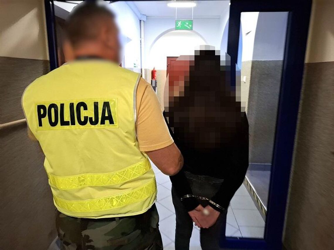 Sprzątaczka chowała tablety do worków na śmieci, a potem wynosiła je z firmy. Jeden odnalazł się w lombardzie