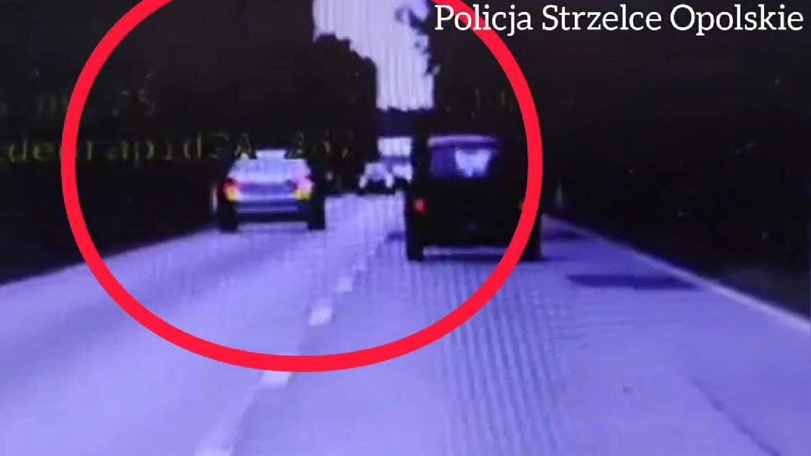 Sroga kara za agresywną jazdę mercedesem. 26-latek pożegnał się z prawkiem i musi płacić