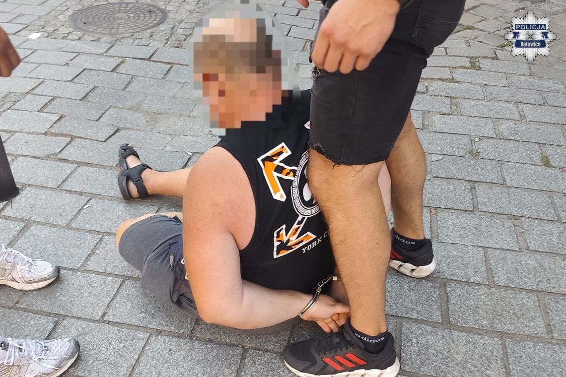 Cztery razy dał pieniądze oszustom, bo uwierzył, że jest inwestorem. Za piątym "odbierak" wpadł w zasadzkę Cztery razy dał pieniądze oszustom, bo uwierzył, że jest inwestorem. Za piątym "odbierak" wpadł w zasadzkę