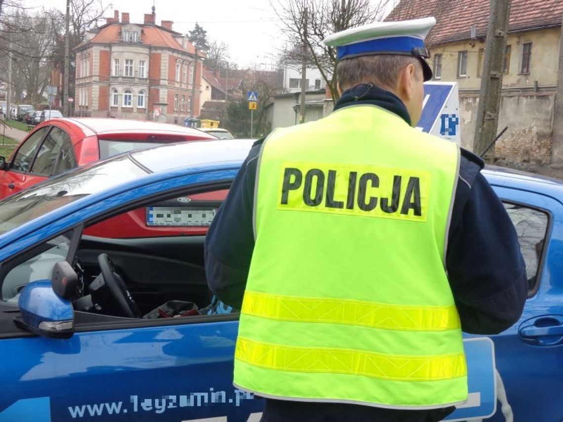 Stracił prawko, bo jeździł z promilami. Na egzamin przyszedł dziabnięty