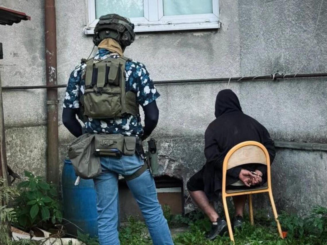 Straż Graniczna weszła do mieszkań handlarzy narkotyków. Kilogramy towaru, gotówka i zatrzymania Straż Graniczna weszła do mieszkań handlarzy narkotyków. Kilogramy towaru, gotówka i zatrzymania
