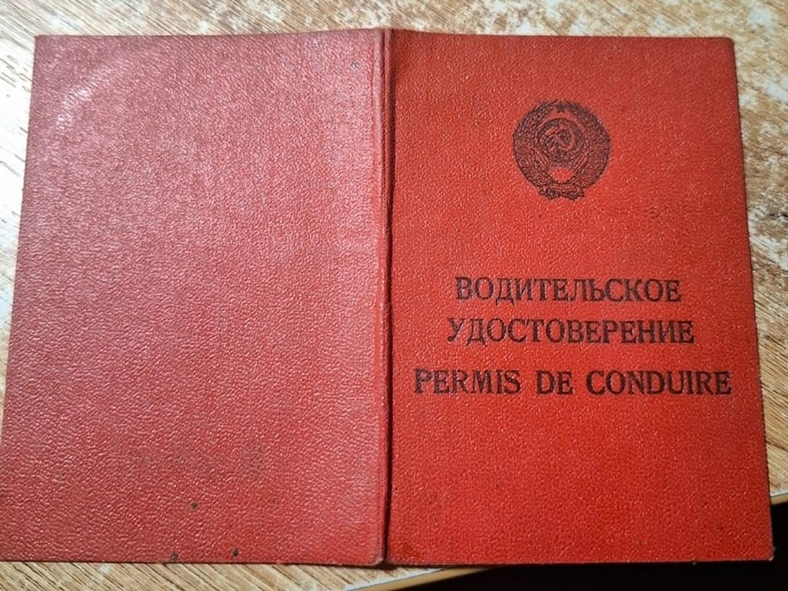 Strażnicy przecierali oczy ze zdumienia. Kierowca z Ukrainy pokazał prawo jazdy wydane przez ZSRR