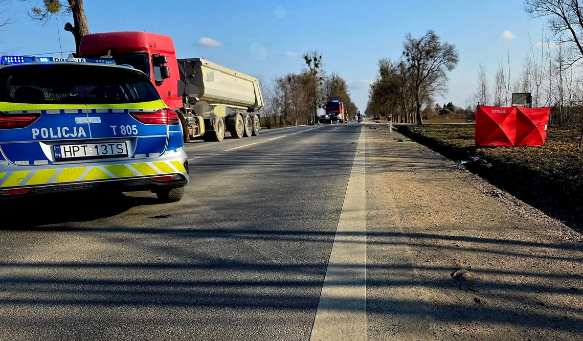 Tragedia na drodze. 29-letni motocyklista zginął w zderzeniu z ciężarówką. ZDJĘCIA