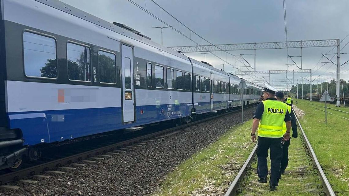 Tragedia na torach. 45-latka zginęła po potrąceniu przez pociąg Tragedia na torach. 45-latka zginęła po potrąceniu przez pociąg