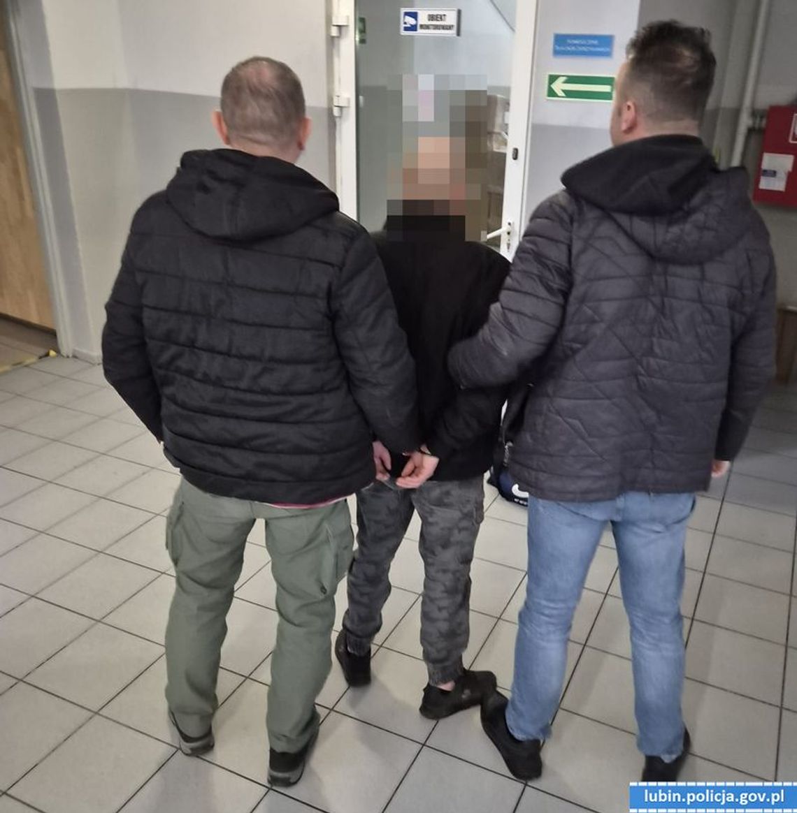 Tragiczny finał kłótni pod sklepem. Pobity mężczyzna nie przeżył, 29-latkowi grozi dożywocie Tragiczny finał kłótni pod sklepem. Pobity mężczyzna nie przeżył, 29-latkowi grozi dożywocie