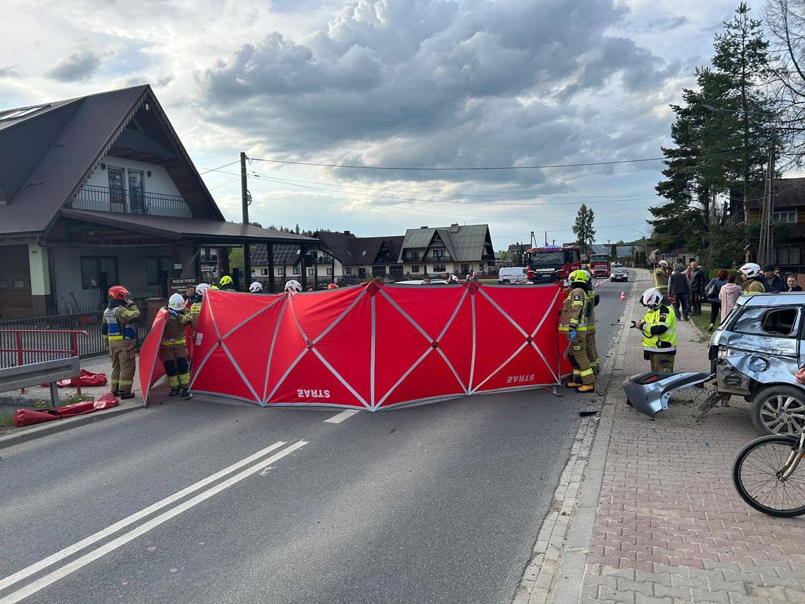 Tragiczny finał przejażdżki. 31-letni motocyklista zginął w zderzeniu z osobówką [FOTO]