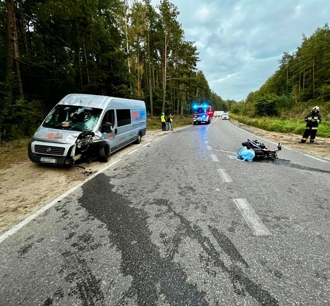 Tragiczny wypadek motocyklistki. Kobieta zginęła po zderzeniu czołowym z busem Tragiczny wypadek motocyklistki. Kobieta zginęła po zderzeniu czołowym z busem