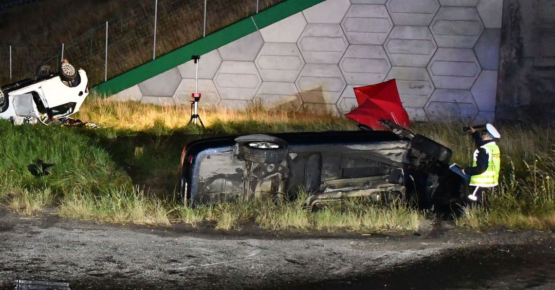 Tragiczny wypadek na krajowej 91. Kierowca peugeota zignorował znak STOP, w wypadku zginęła kobieta