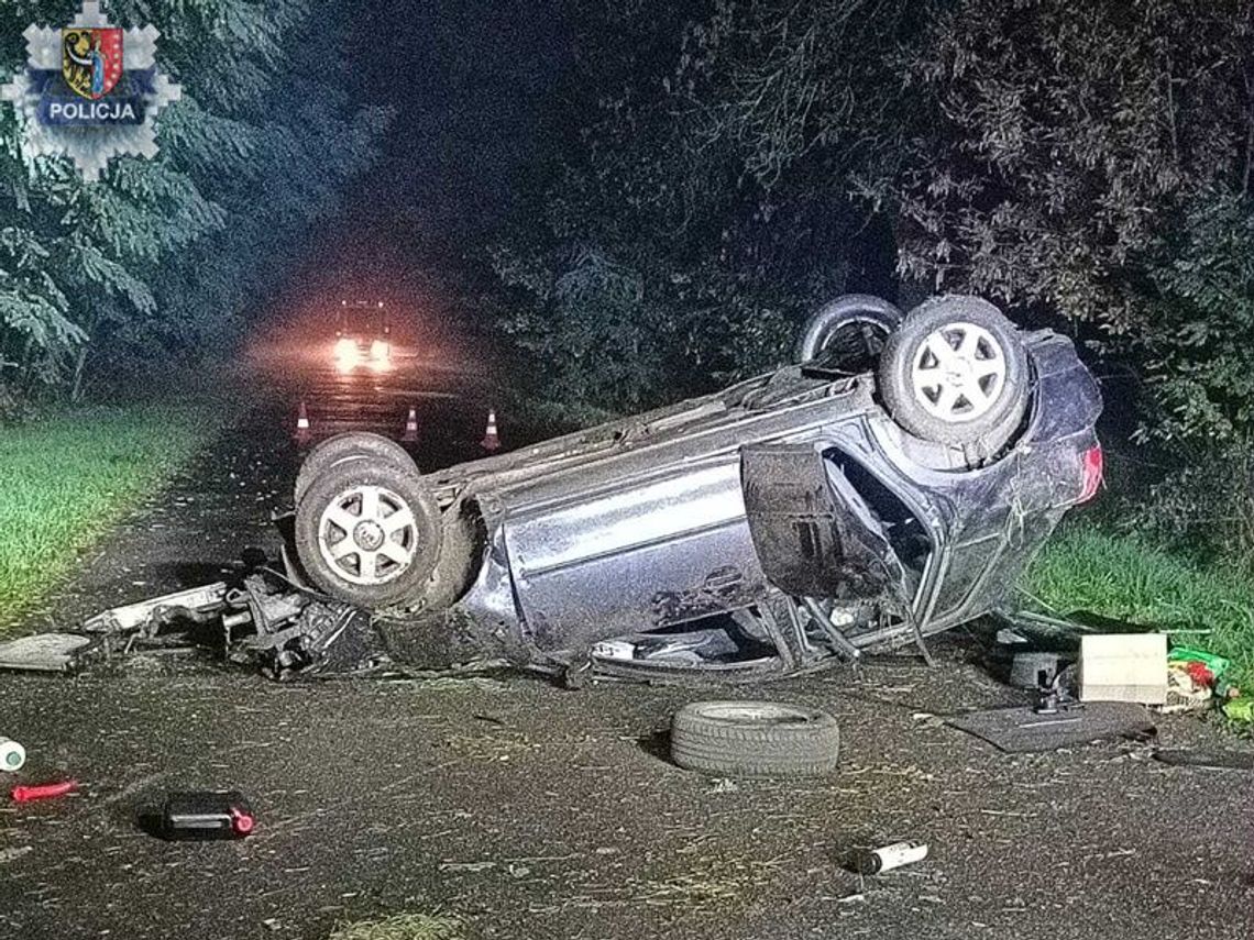 Tragiczny wypadek o poranku. 34-letni kierowca audi zginął po dachowaniu