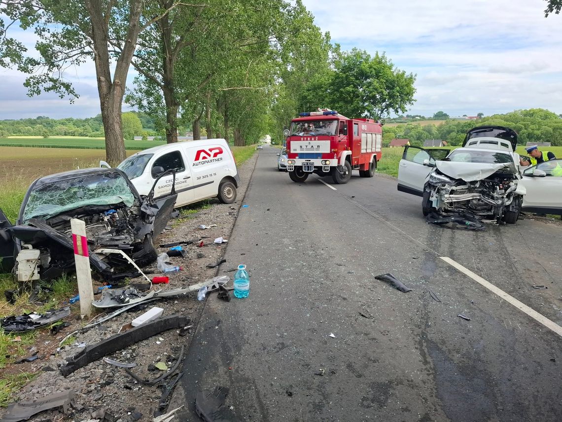 Tragiczny wypadek w miejscowości Boguchwałów. W zderzeniu trzech aut zginął ksiądz