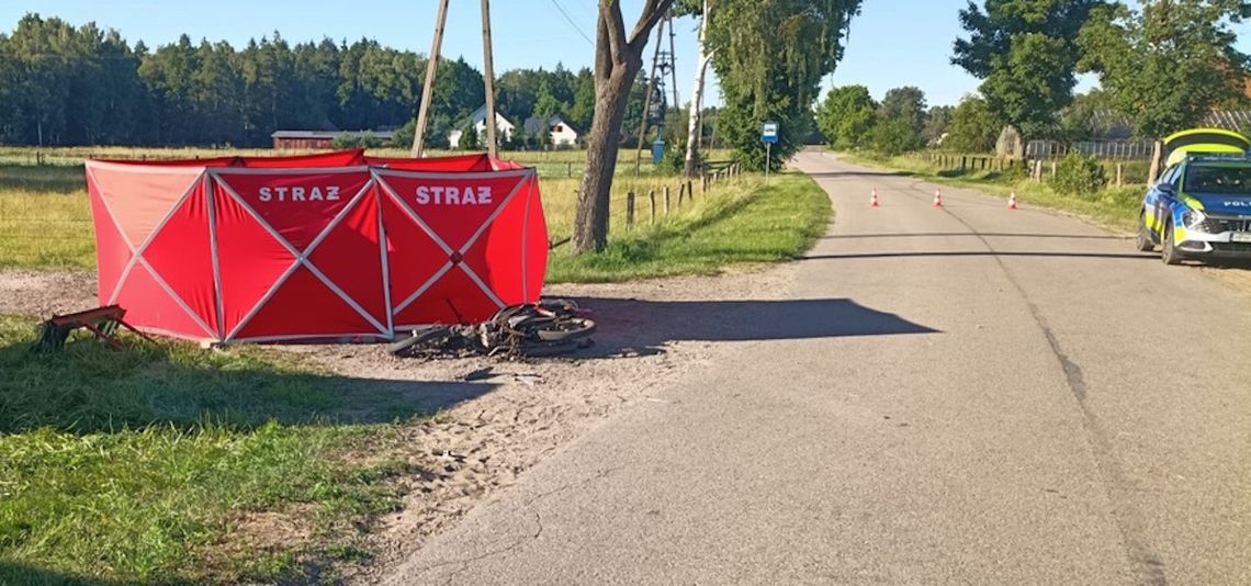 Tragiczny wypadek z udziałem ciągnika. Nie żyje kierowca motoroweru, pasażerka walczy o życie