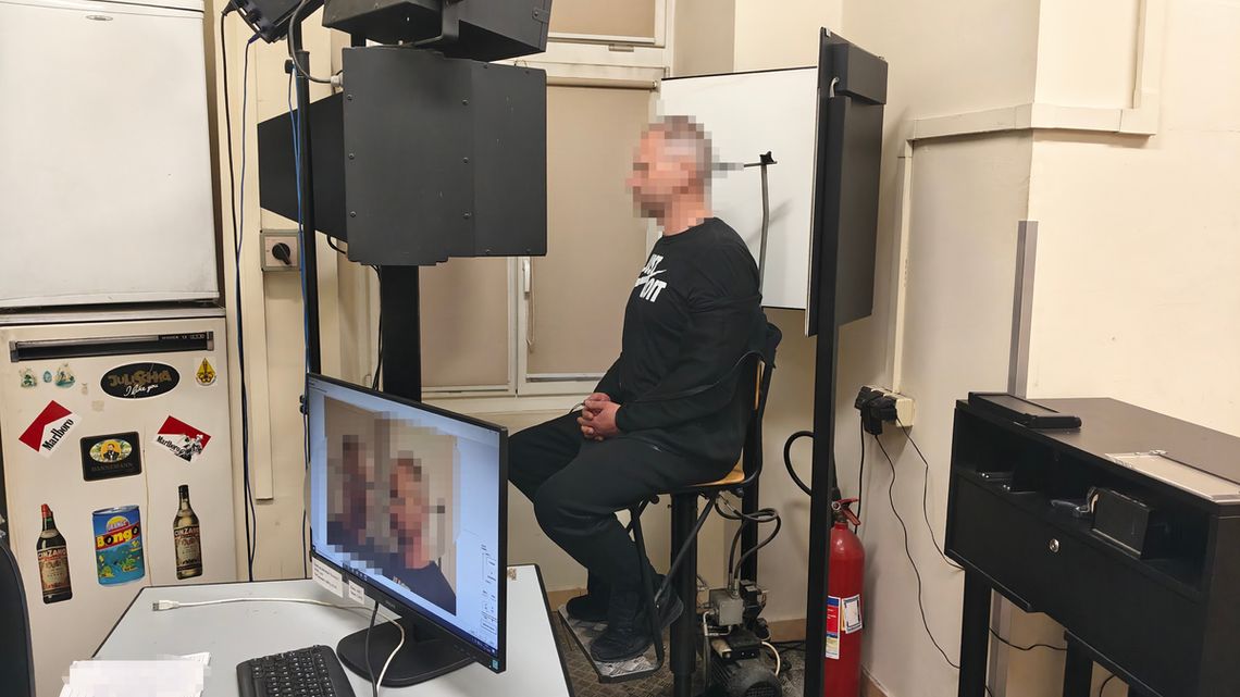 Trzej Ukraińcy zatrzymani w Polsce z detektorem urządzeń szpiegowskich i sprzętem hakerskim Trzej Ukraińcy zatrzymani w Polsce z detektorem urządzeń szpiegowskich i sprzętem hakerskim