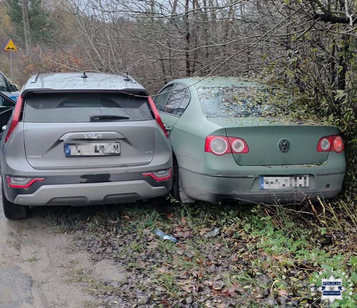 Ucieczka passatem zakończona kraksą z nieoznakowanym radiowozem. Kierowca i pasażer zatrzymani