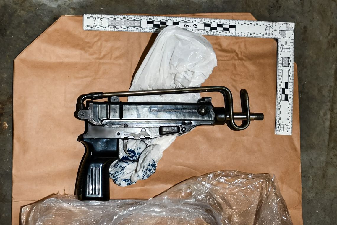 Uderzenie w międzynarodową grupę, która napadała na fabryki. W jej składzie było kilkunastu Polaków Uderzenie w międzynarodową grupę, która napadała na fabryki. W jej składzie było kilkunastu Polaków